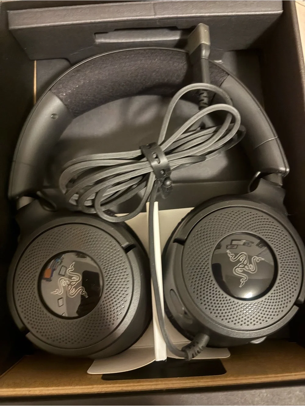 Razer Kraken V4 X Wired Gaming Headset - Black (PC, PS5, Switch, Steam Deck